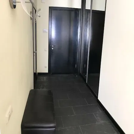 Bright And Cozy In A New Building شقة ريغا